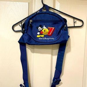 Vintage Walt Disney World 2007 blue fanny pack. P.B.1